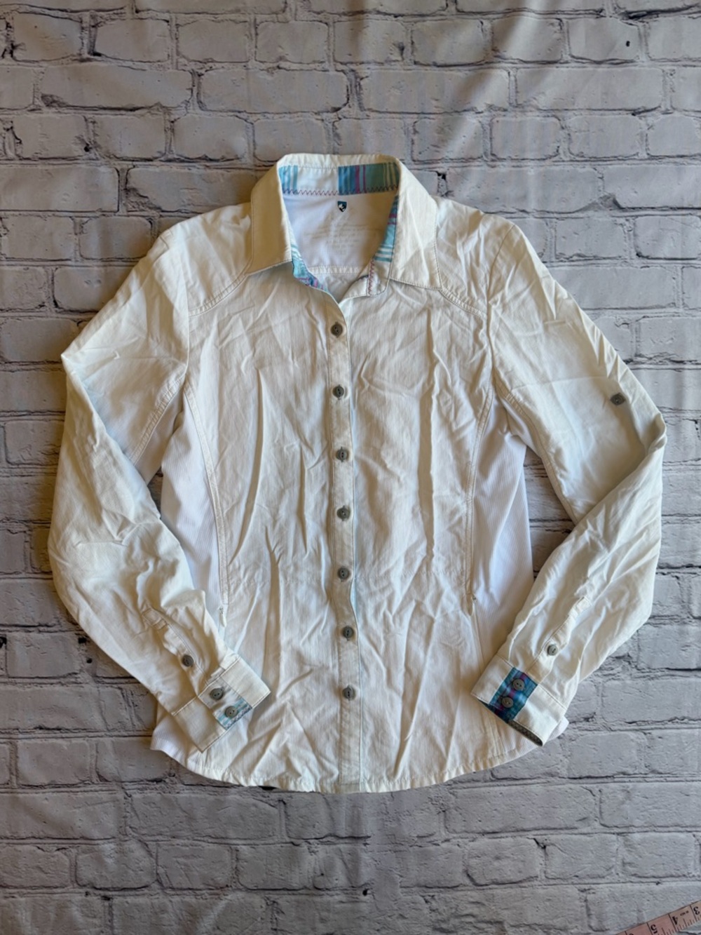 Kuhl Womens White Button Down Shirt Hiking Technical Fabric Long Sleeve Gorpcore